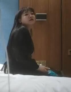 午夜金牌03-18丰满少妇最后吵起来了